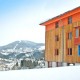 s�sz�ll�s: Sigmundsberg csal�di �s ifj�s�gi h�z